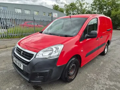 Used Peugeot Partner S 2018 Red