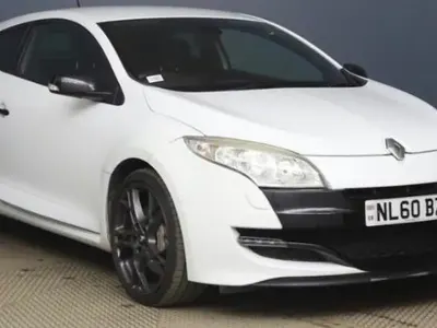 Usado Renault Mégane III 250 HP (183 kW) 2010 Citadino