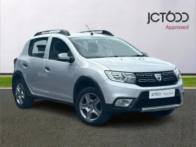 Used Dacia Sandero Comfort 90 HP (66 kW) 2018 Silver Hatchback