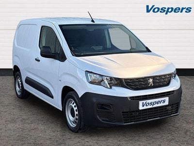 White Used 2023 Peugeot Partner Premium MPV | £13,295 (Fair price)