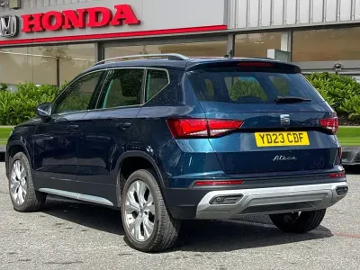 Begagnad Seat Ateca Xperience 150 HK (110 kW) 2023 Blå SUV