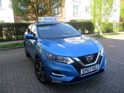 Used Nissan Qashqai N-Connecta 2017 Metallic blue SUV
