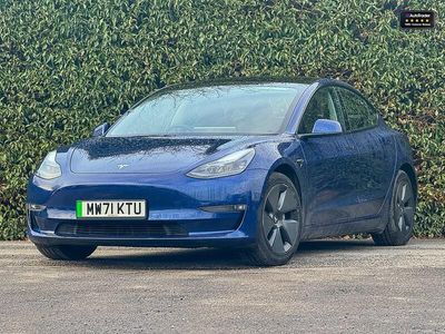 Blue Used 2021 Tesla Model 3 Long Range AWD Sedan | £19,495 (Fair price)