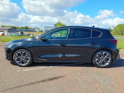 Used Ford Focus ST-Line X 125 HP (91 kW) 2023 Black Hatchback