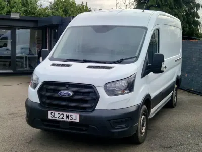 Usado Ford Transit S 105 CV (77 kW) 2022 Blanco Van