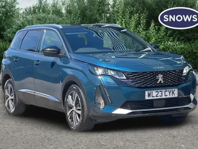 Used Peugeot 5008 Allure+ 131 HP (96 kW) 2023 Celebes blue SUV
