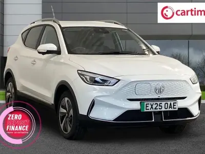 Usado MG ZS Trophy Connect 114 kW (156 HP) 2025 Branco SUV