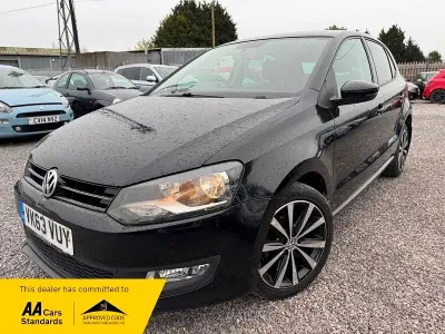 Begagnad VW Polo Edition 60 HK (44 kW) 2013 Svart Halvkombi