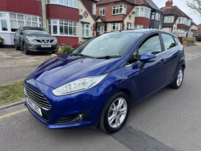 Used Ford Fiesta Zetec 2016 Blue Hatchback