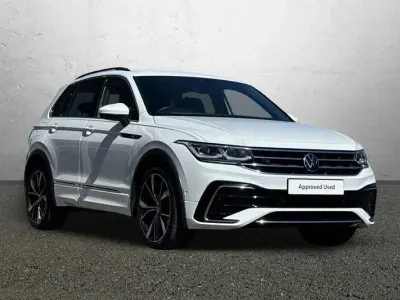 Second-hand VW Tiguan R-line 150 CP (110 kW) 2023 Alb SUV