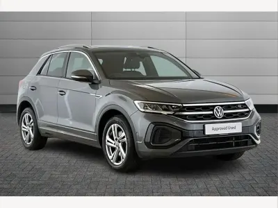 Usado VW T-Roc R-line 150 CV (110 kW) 2023 Gris SUV