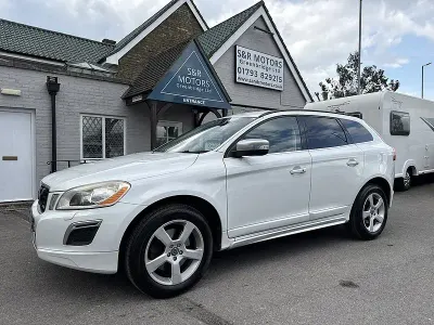 Used Volvo XC60 R-Design 163 HP (119 kW) 2012 White SUV