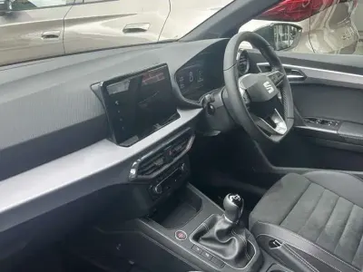 Neu Seat Ibiza XCELLENCE 95 PS (69 kW) 2025 Rot Kleinwagen