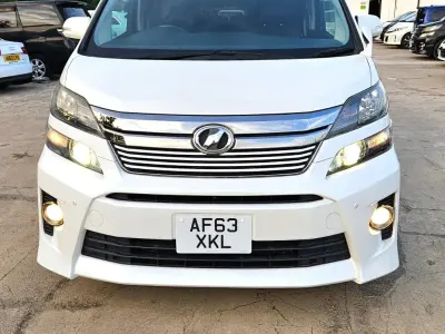 Used Toyota Estima 2026 White MPV