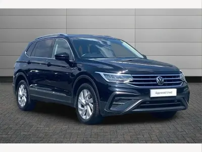 Used VW Tiguan Allspace Life 150 HP (110 kW) 2023 Black SUV