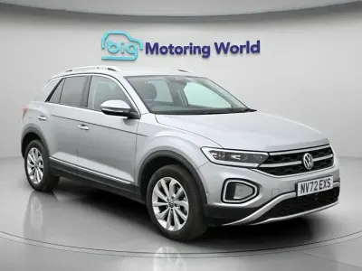 Begagnad VW T-Roc Style 150 HK (110 kW) 2023 Silver SUV