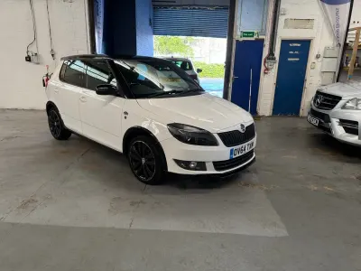 Gebraucht Skoda Fabia 105 PS (77 kW) 2014 Weiß Kleinwagen
