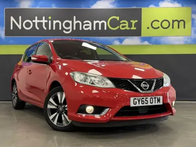 Used Nissan Pulsar N-TEC 115 HP (84 kW) 2015 Red Hatchback