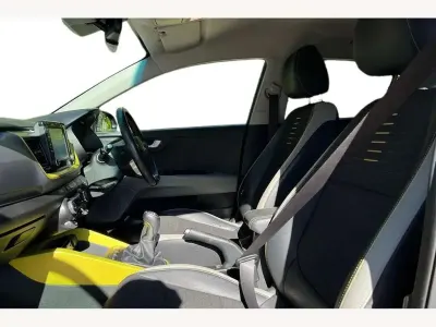 Usado Kia Stonic First Edition 118 CV (86 kW) 2018 Gris SUV