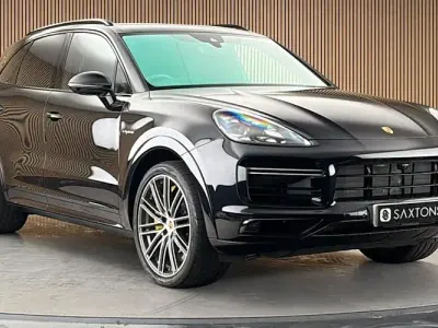 Used Porsche Cayenne Turbo S E-Hybrid 680 HP (500 kW) 2021 Black SUV