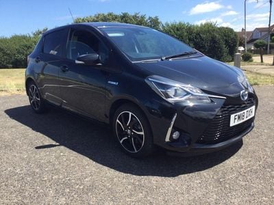 Black Used 2018 Toyota Yaris Hybrid Design Hatchback | £13,495 (Good price)