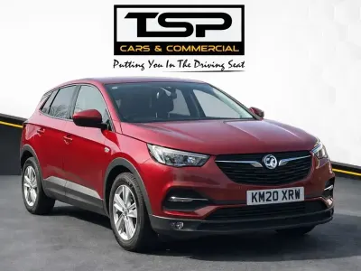 Używany Vauxhall Grandland X S 130 KM (95 kW) 2020 Czerwony SUV