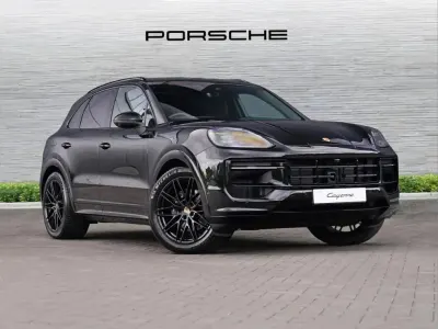 Used Porsche Cayenne 349 HP (256 kW) 2025 Black SUV