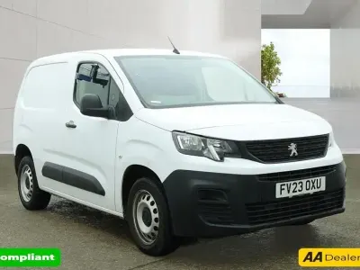 Used Peugeot Partner Premium 102 HP (75 kW) 2023 White MPV