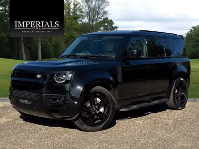 Usado Land Rover Defender HSE Dynamic 2024 Preto SUV