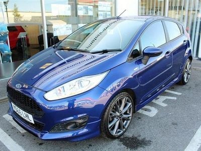 Usado Ford Fiesta ST-Line 140 HP (102 kW) 2016 Azul Citadino