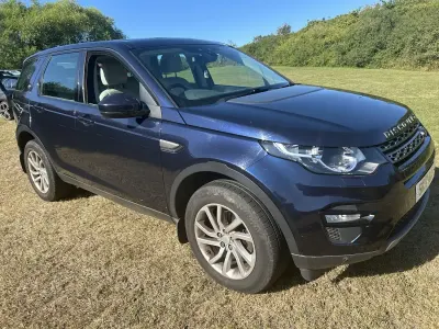 Used Land Rover Discovery Sport SE 2017 Blue SUV