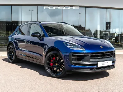 Used Porsche Macan 440 HP (323 kW) 2023 Gentian blue metallic SUV