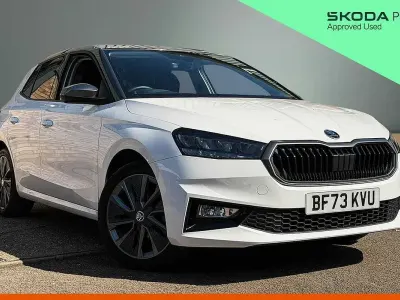 Used Skoda Fabia Colour Edition 79 HP (58 kW) 2023 White Hatchback