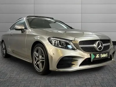 Używany Mercedes C220 AMG Line Premium Plus 191 KM (140 kW) 2020 Srebrny Coupe