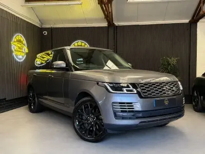 Begagnad Land Rover Range Rover Autobiography 404 HK (297 kW) 2020 Grå SUV