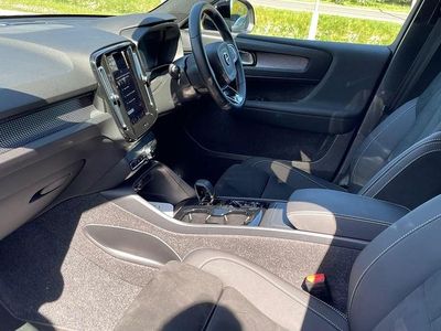Used Volvo XC40 Plus 194 HP (142 kW) 2025 Blue SUV