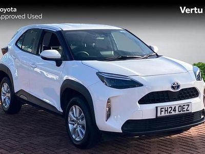 Used 2024 Toyota Yaris Hybrid Estate | £20,659 (Good price)