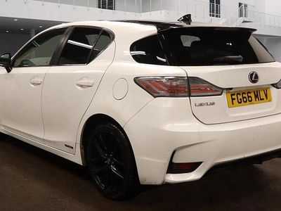 Used Lexus CT200h Sport Line 136 HP (100 kW) 2016 White/black Hatchback