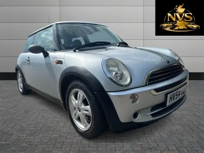 Używany Mini ONE Hatch 2004 Srebrny Hatchback
