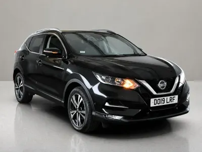 Used Nissan Qashqai N-Connecta 115 HP (84 kW) 2019 Black SUV