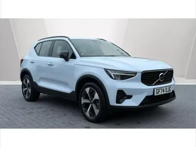 Used Volvo XC40 Plus 194 HP (142 kW) 2024 Blue SUV