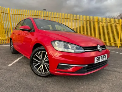 Używany VW Golf VII SE 115 KM (84 kW) 2017 Czerwony Hatchback