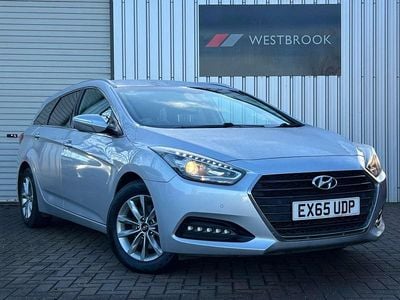 Silver Used 2015 Hyundai i40 SE Estate | £5,790 (Fair price)