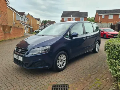 Used Seat Alhambra 150 HP (110 kW) 2016 Blue MPV