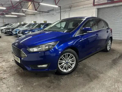 Used Ford Focus Zetec 125 HP (91 kW) 2018 Blue Hatchback