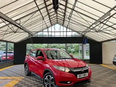 Begagnad Honda HR-V SE 120 HK (88 kW) 2017 Röd SUV