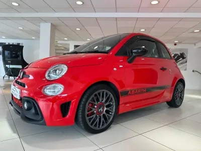 Begagnad Abarth 595 145 HK (106 kW) 2019 Röd Halvkombi