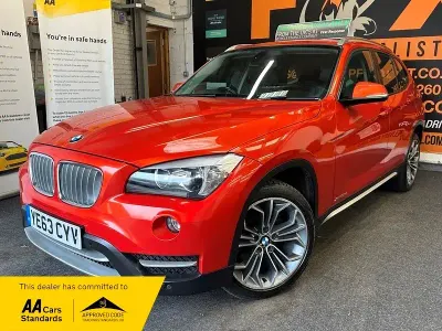 Begagnad BMW X1 xLine 2014 Orange SUV