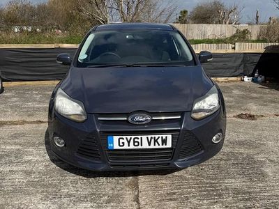 Used Ford Focus Zetec 115 HP (84 kW) 2011 Grey Hatchback