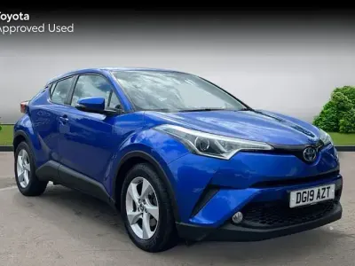 Begagnad Toyota C-HR 122 HK (89 kW) 2019 Blå SUV